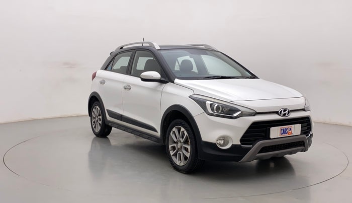 2017 Hyundai i20 Active 1.2 SX DUAL TONE, Petrol, Manual, 52,887 km, Right Front Diagonal