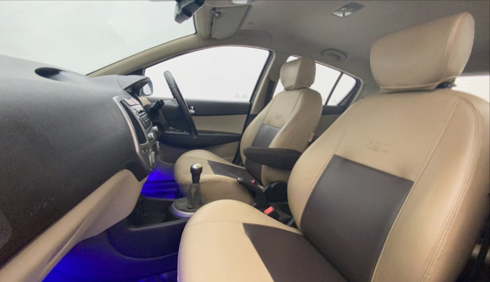 2012 Hyundai i20 ASTA 1.2, Petrol, Manual, 87,824 km, Right Side Front Door Cabin