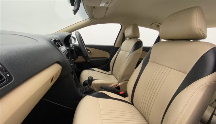 2017 Volkswagen Ameo COMFORTLINE 1.2L, Petrol, Manual, 67,773 km, Right Side Front Door Cabin
