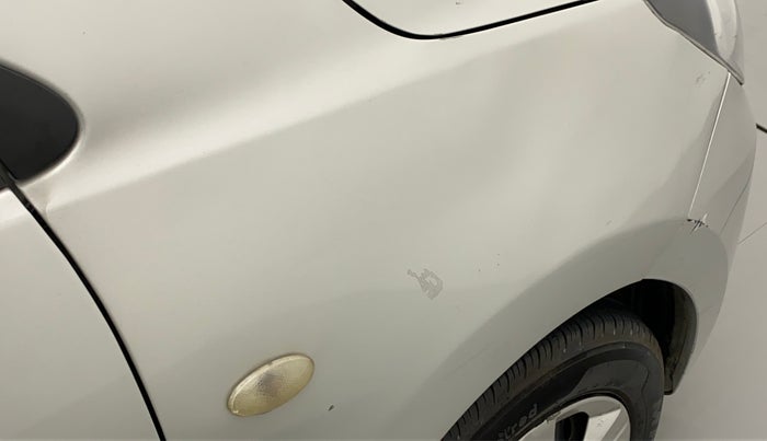 2016 Maruti Celerio VXI, Petrol, Manual, 76,510 km, Right fender - Minor scratches