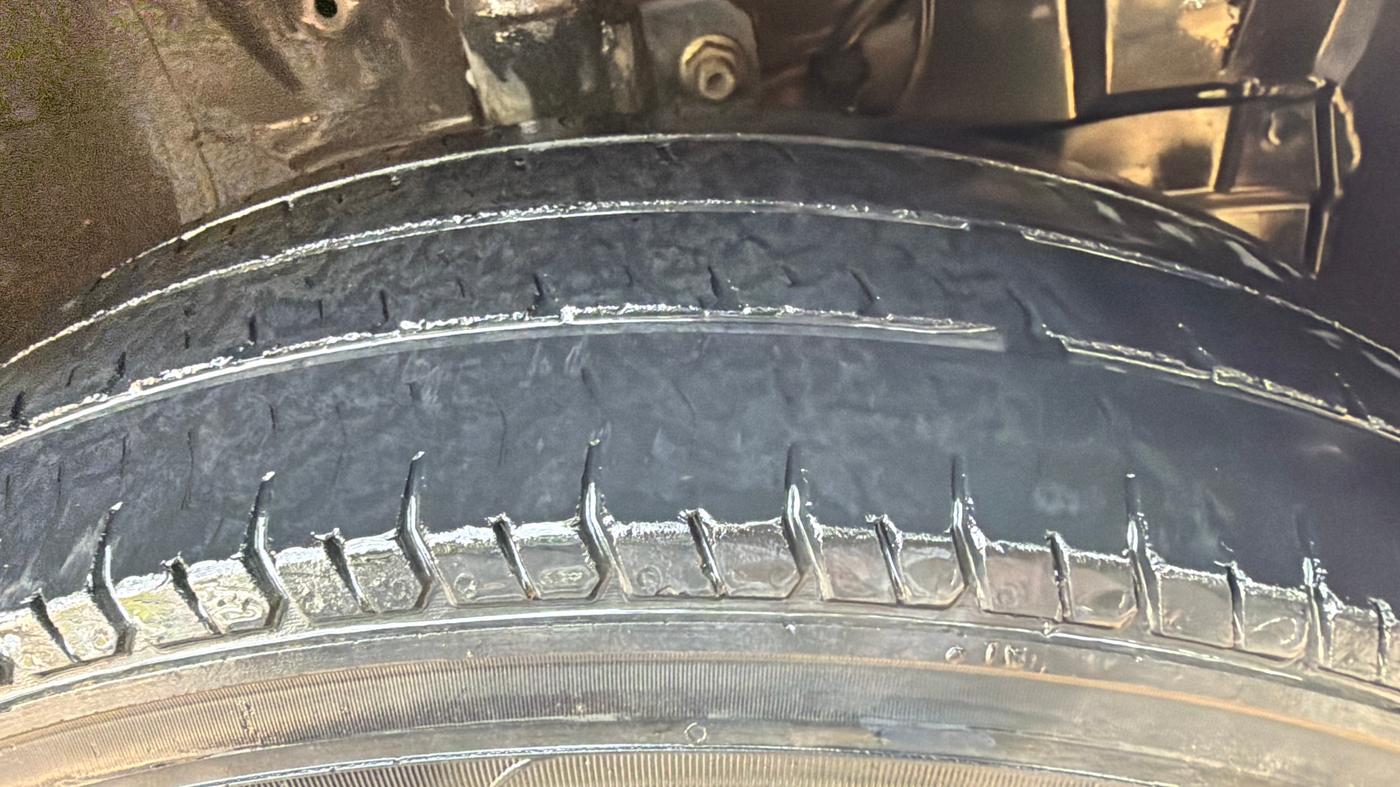 2021 Maruti New Wagon-R LXI CNG 1.0, CNG, Manual, 94,345 km, Right Front Tyre Tread