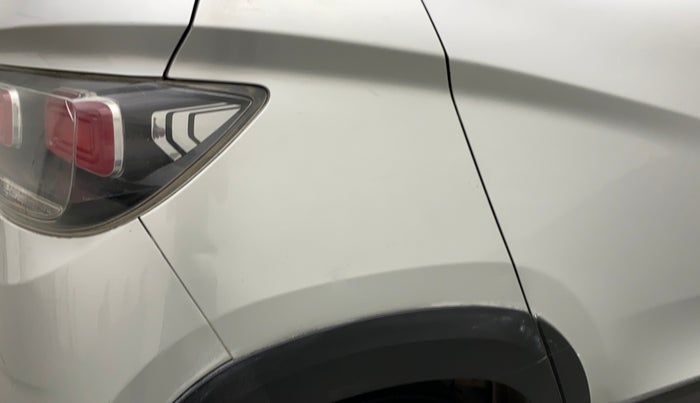 2017 Mahindra Kuv100 K8 6 STR DUAL TONE, Petrol, Manual, 95,346 km, Right quarter panel - Slightly dented