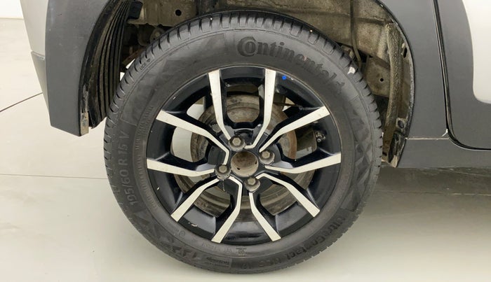 2017 Mahindra Kuv100 K8 6 STR DUAL TONE, Petrol, Manual, 95,346 km, Right Rear Wheel