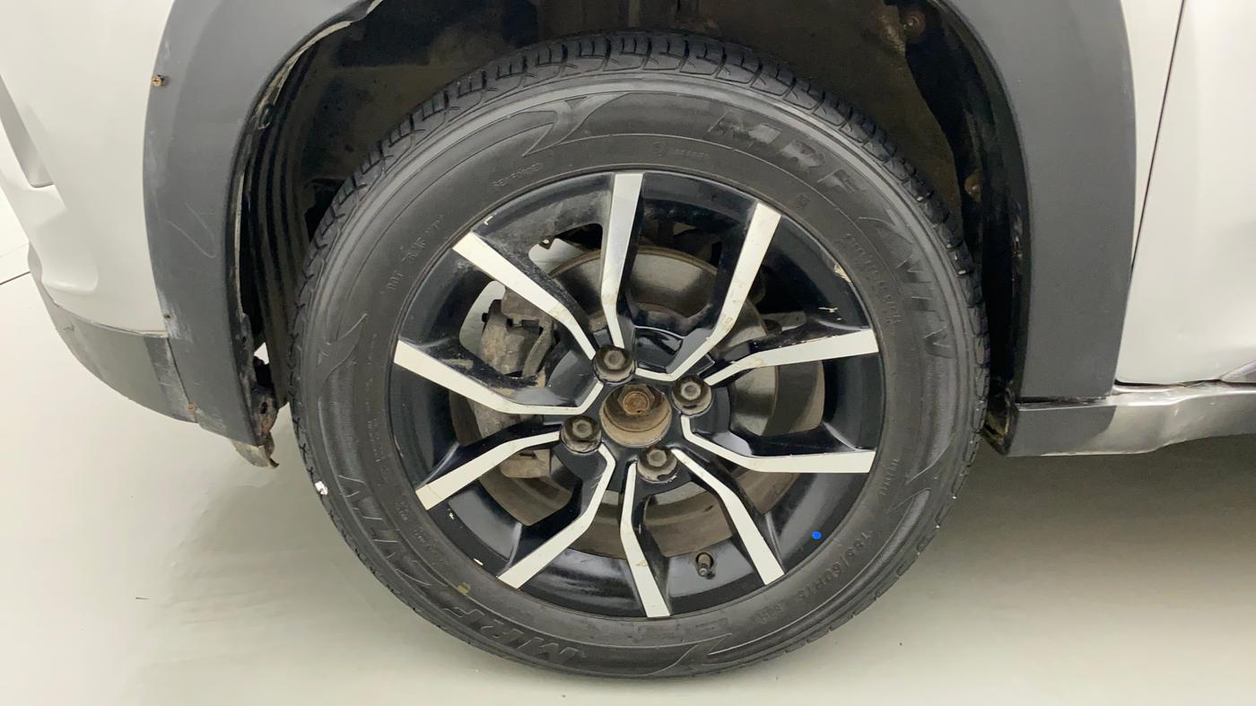 2017 Mahindra Kuv100 K8 6 STR DUAL TONE, Petrol, Manual, 95,346 km, Left Front Wheel