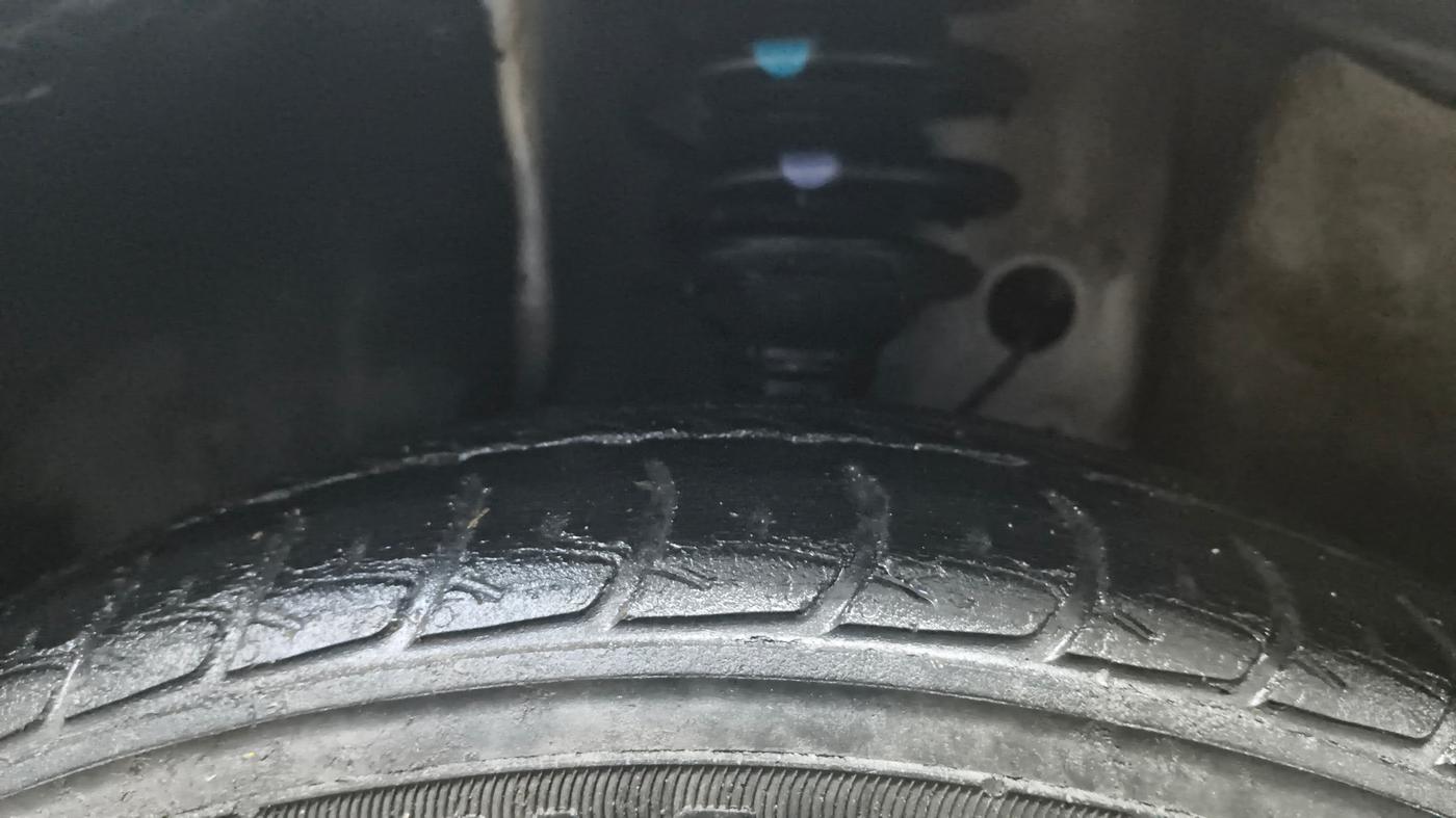2021 Maruti New Wagon-R VXI 1.0, Petrol, Manual, 42,300 km, Left Front Tyre Tread