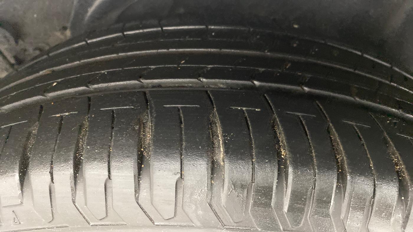 2018 Hyundai Verna 1.6 SX VTVT AT (O), Petrol, Automatic, 16,772 km, Left Rear Tyre Tread