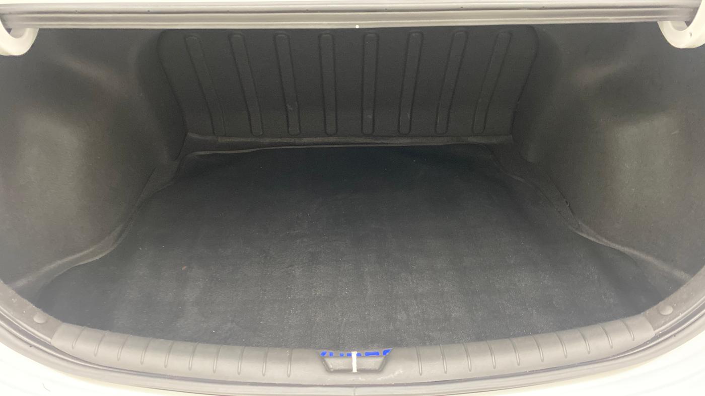 2018 Hyundai Verna 1.6 SX VTVT AT (O), Petrol, Automatic, 16,772 km, Boot Inside