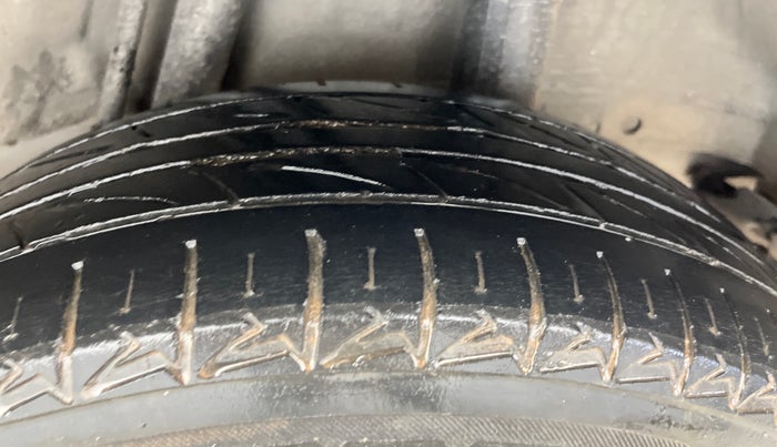 2015 Honda Jazz 1.2L I-VTEC V AT, Petrol, Automatic, 87,246 km, Left Rear Tyre Tread