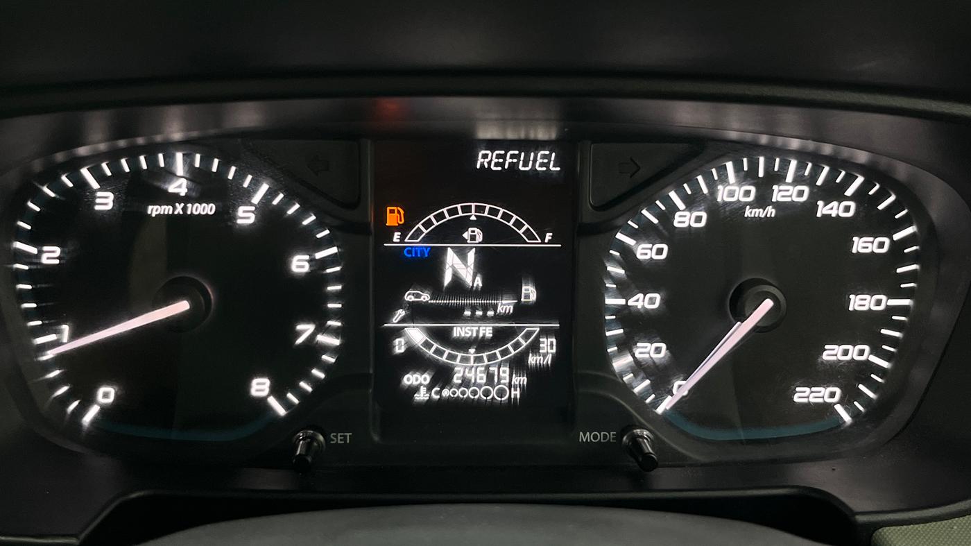 2022 Tata PUNCH ADVENTURE AMT, Petrol, Automatic, 24,678 km, Odometer Image