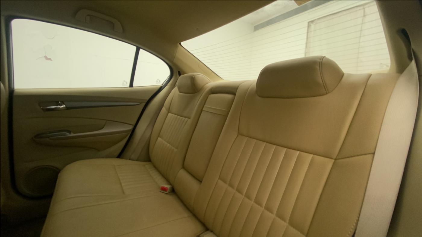 2013 Honda City 1.5L I-VTEC V MT, Petrol, Manual, 65,459 km, Right Side Rear Door Cabin