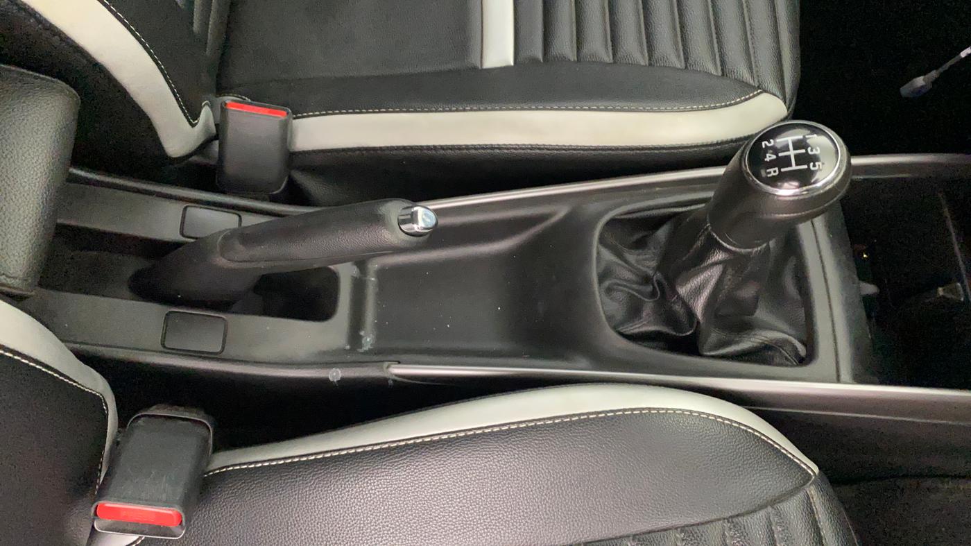 2020 Maruti Baleno ZETA PETROL 1.2, Petrol, Manual, 56,242 km, Gear Lever
