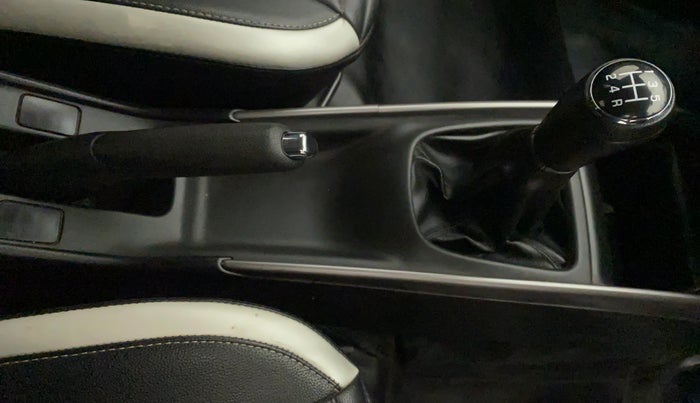 2021 Maruti Baleno DELTA PETROL 1.2, Petrol, Manual, 29,936 km, Gear Lever
