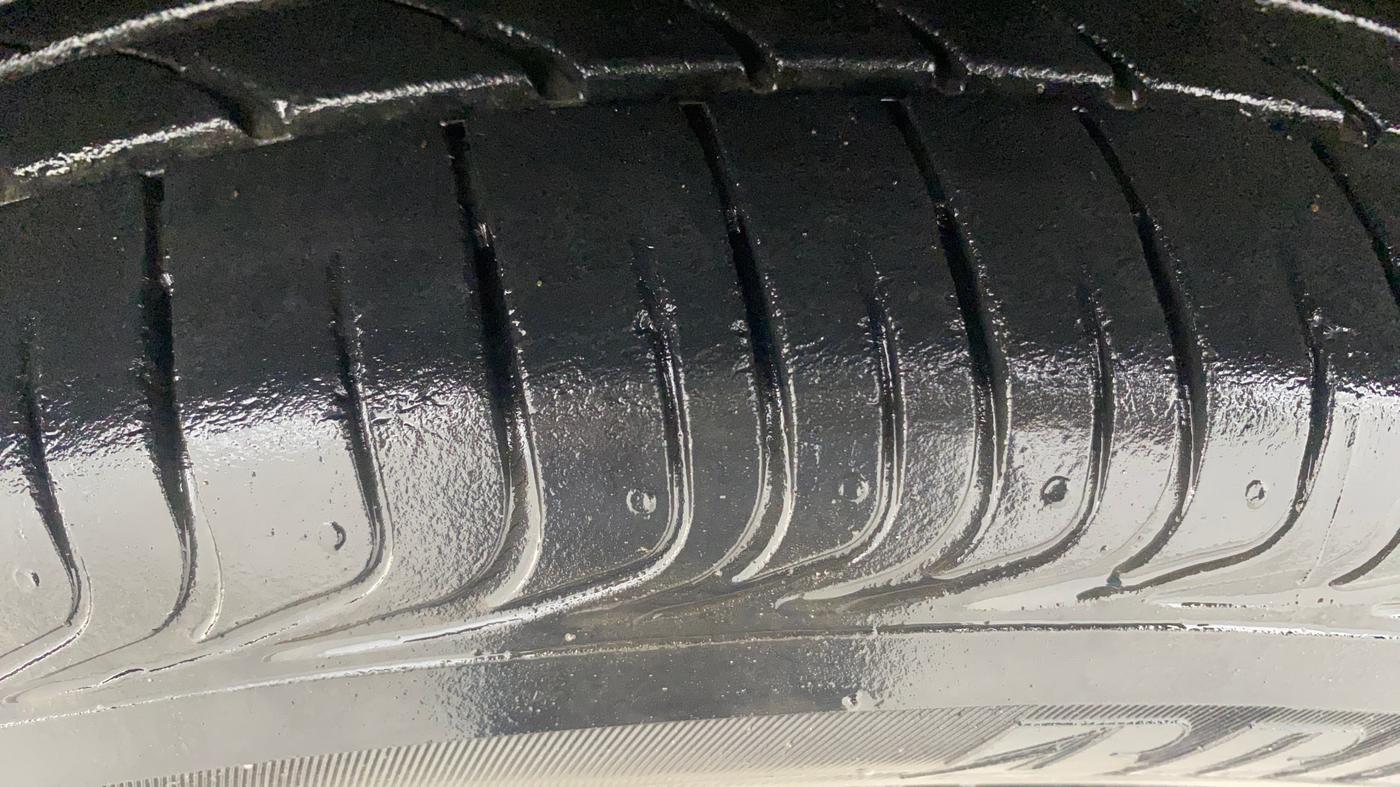 2018 Toyota YARIS G MT, Petrol, Manual, 37,733 km, Left Front Tyre Tread