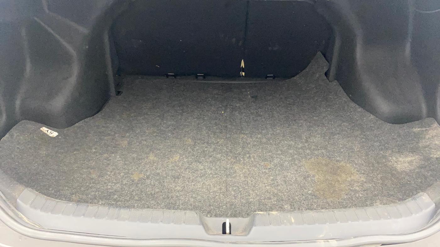 2018 Toyota YARIS G MT, Petrol, Manual, 37,733 km, Boot Inside