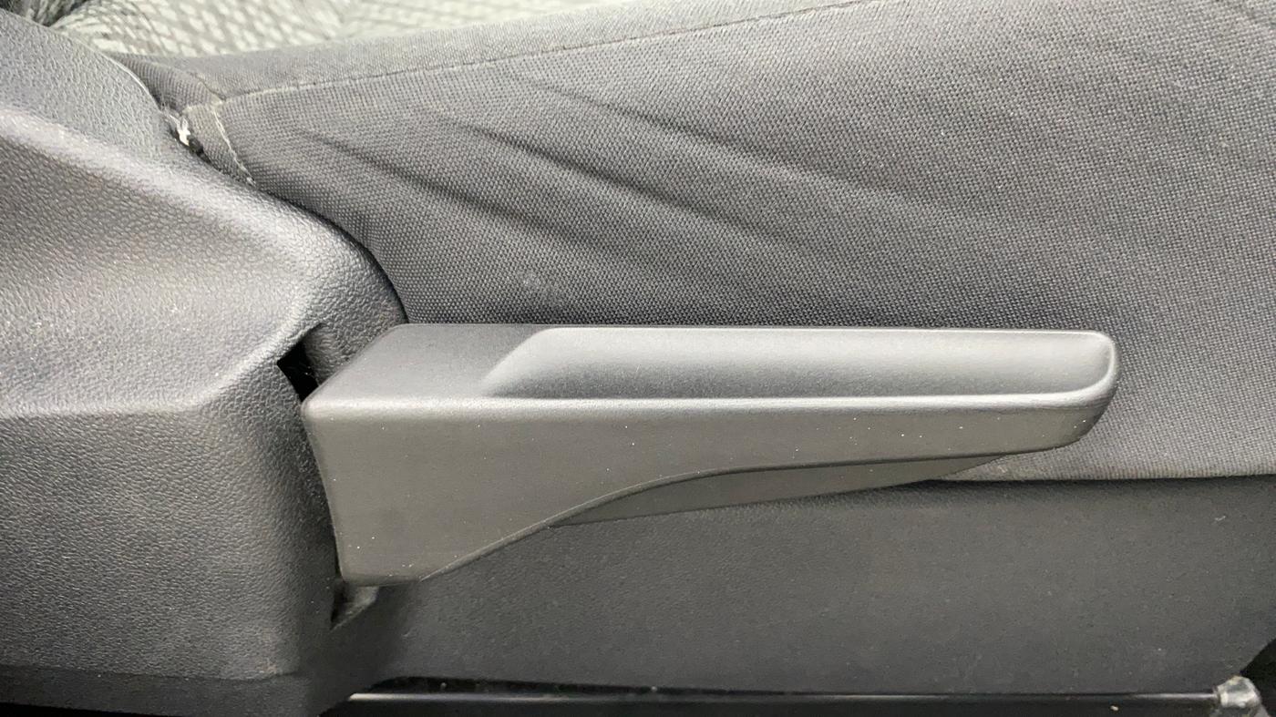 2021 Volkswagen TAIGUN HIGHLINE 1.0 TSI MT, Petrol, Manual, 39,044 km, Driver Side Adjustment Panel