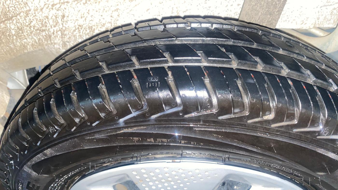 2025 Maruti Alto K10 VXi Plus (O) AGS, Petrol, Automatic, 2,714 km, Left Rear Tyre Tread