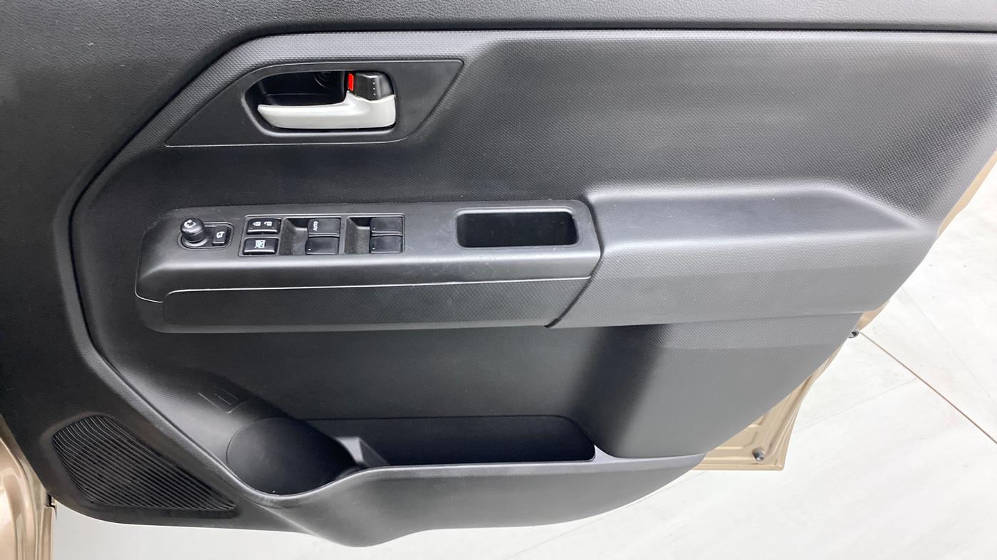 2020 Maruti New Wagon-R ZXI 1.2 old, Petrol, Manual, 12,623 km, Driver Side Door Panels Control