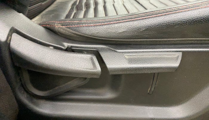 2021 KIA SONET GTX PLUS 1.0 IMT, Petrol, Manual, 55,659 km, Driver Side Adjustment Panel