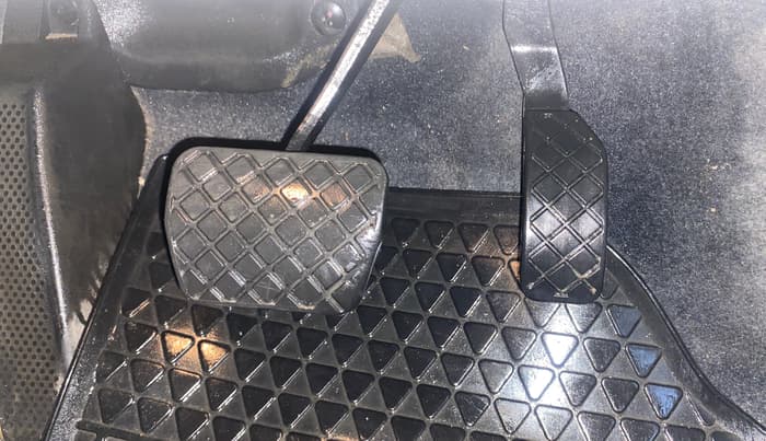 2019 Volkswagen Vento HIGHLINE PLUS 1.2 AT, Petrol, Automatic, 91,070 km, Pedals