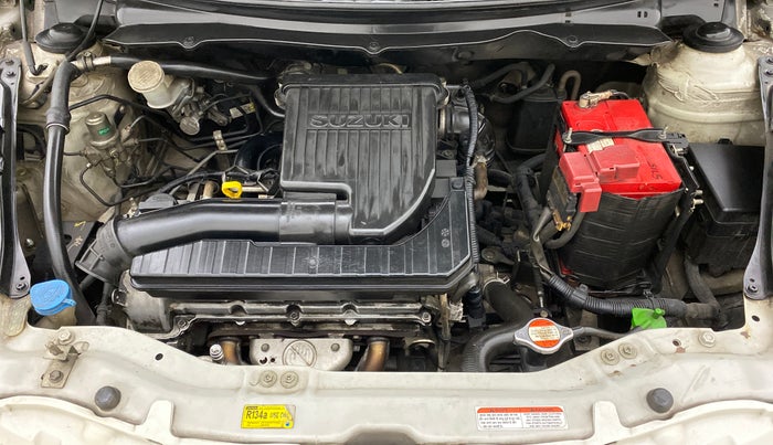 2013 Maruti Swift VXI, Petrol, Manual, 81,851 km, Open Bonet