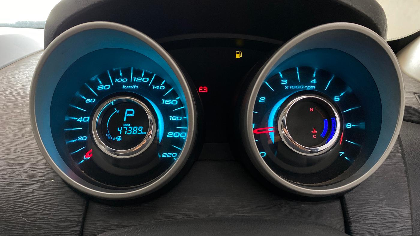 2017 Mahindra XUV500 W6 AT, Diesel, Automatic, 47,388 km, Odometer Image