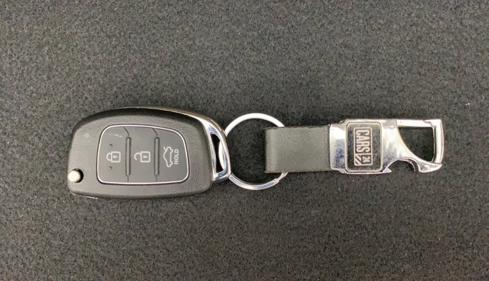 2012 Hyundai i20 MAGNA (O) 1.2, Petrol, Manual, 55,943 km, Key Close Up