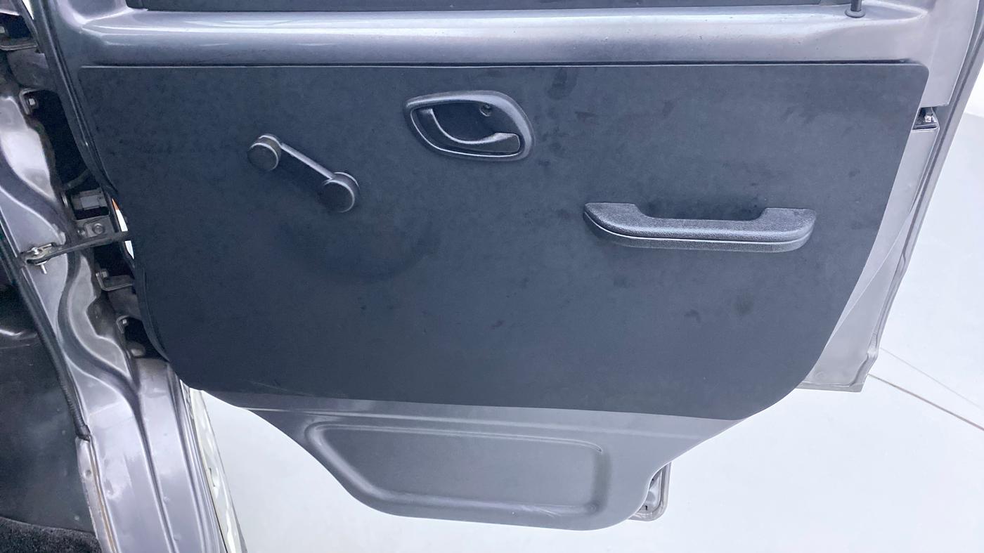 2018 Maruti Eeco 5 STR WITH AC PLUSHTR, Petrol, Manual, 29,607 km, Driver Side Door Panels Control