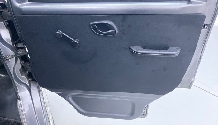 2018 Maruti Eeco 5 STR WITH AC PLUSHTR, Petrol, Manual, 29,607 km, Driver Side Door Panels Control