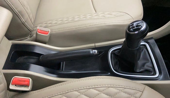 2021 Maruti Ciaz ZETA 1.5 SHVS MT PETROL, Petrol, Manual, 58,127 km, Gear Lever