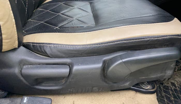 2019 Honda City 1.5L I-DTEC SV, Diesel, Manual, 1,09,144 km, Driver Side Adjustment Panel