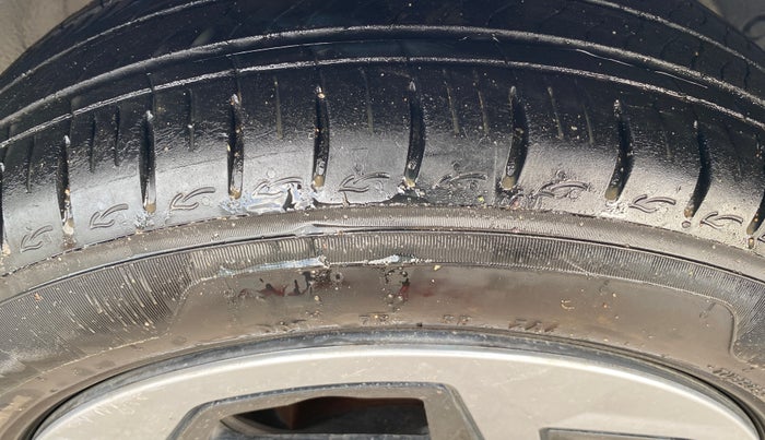 2024 Hyundai GRAND I10 NIOS SPORTZ 1.2 KAPPA VTVT, Petrol, Manual, 13,218 km, Right Front Tyre Tread