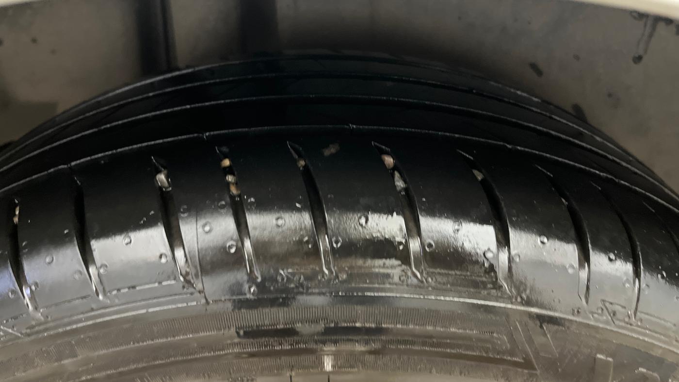 2018 Maruti Ciaz ALPHA 1.4 PETROL, Petrol, Manual, 98,644 km, Right Rear Tyre Tread