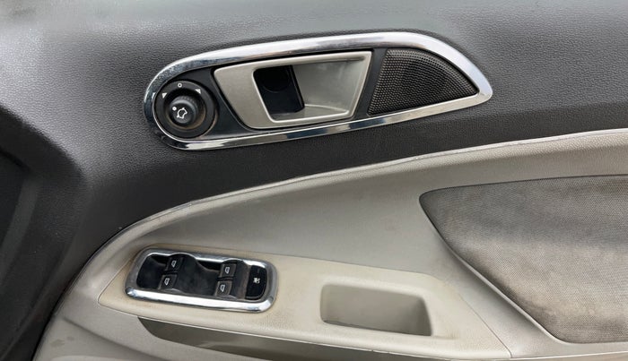 2016 Ford Ecosport TREND 1.5L PETROL, CNG, Manual, 51,320 km, Driver Side Door Panels Control