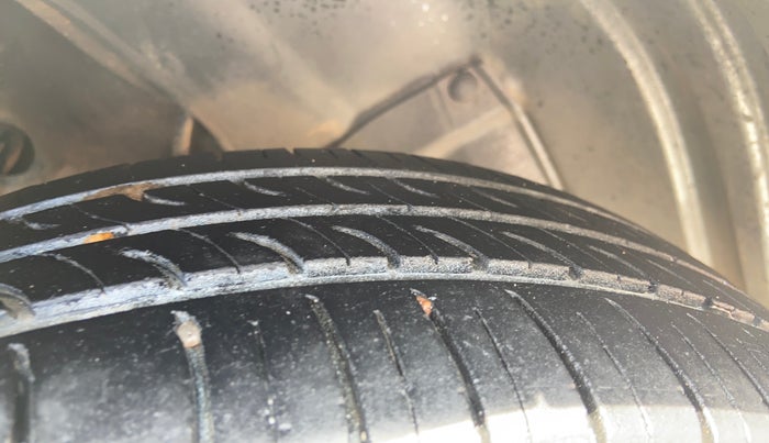 2020 Maruti New Wagon-R VXI (O) 1.0, Petrol, Manual, 96,325 km, Right Front Tyre Tread