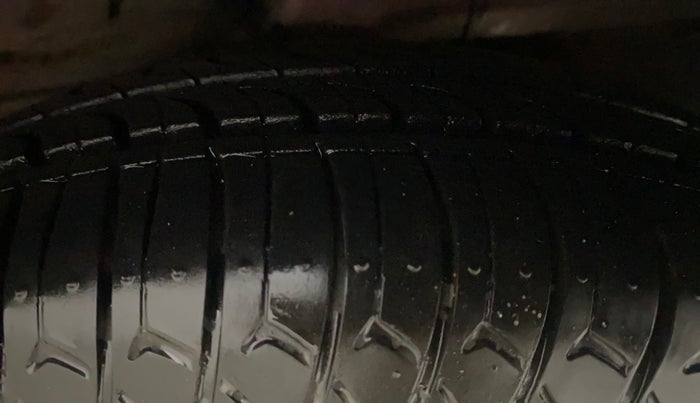 2012 Hyundai i10 SPORTZ 1.2, Petrol, Manual, 71,232 km, Left Rear Tyre Tread