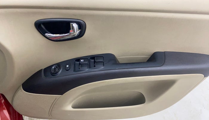 2012 Hyundai i10 SPORTZ 1.2, Petrol, Manual, 71,232 km, Driver Side Door Panels Control