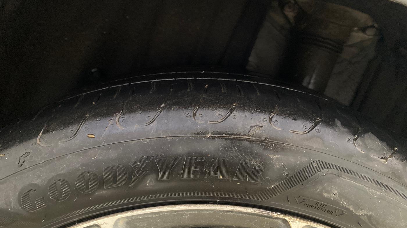 2022 Toyota Camry HYBRID, Hybrid, Automatic, 56,880 km, Right Rear Tyre Tread