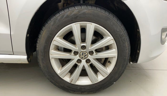 2014 Volkswagen Polo HIGHLINE1.2L PETROL, Petrol, Manual, 93,486 km, Right Front Wheel