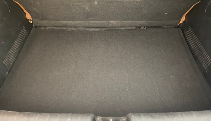 2020 KIA SONET HTX 1.5, Diesel, Manual, 66,884 km, Boot Inside