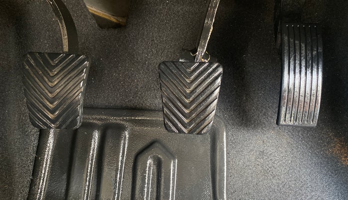 2020 KIA SONET HTX 1.5, Diesel, Manual, 66,884 km, Pedals