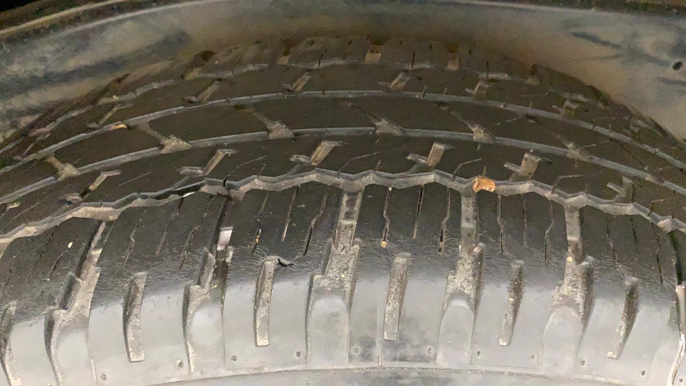 2019 Toyota Fortuner 2.7 4X2 AT, Petrol, Automatic, 46,567 km, Right Rear Tyre Tread