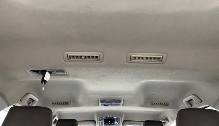 2019 Toyota Fortuner 2.7 4X2 AT, Petrol, Automatic, 46,567 km, Rear AC Vents