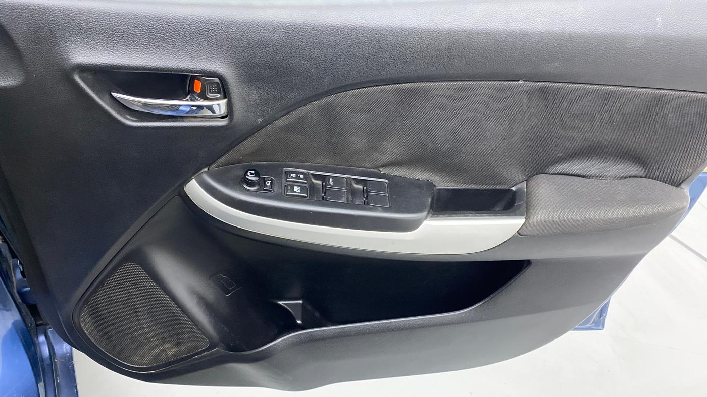 2017 Maruti Baleno DELTA PETROL 1.2, Petrol, Manual, 28,647 km, Driver Side Door Panels Control