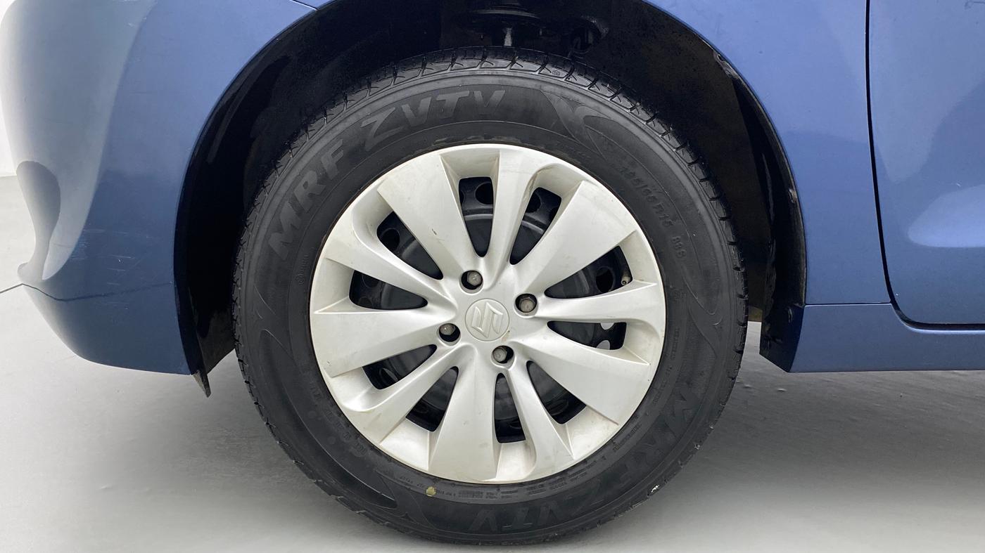 2017 Maruti Baleno DELTA PETROL 1.2, Petrol, Manual, 28,647 km, Left Front Wheel