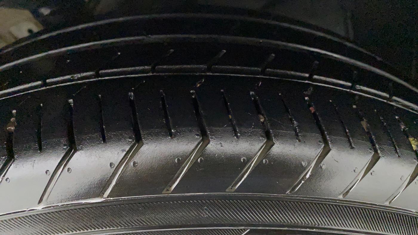2022 Maruti Celerio ZXI PLUS, Petrol, Manual, 9,649 km, Left Front Tyre Tread