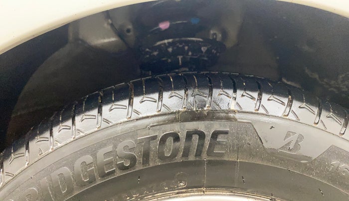 2016 Hyundai Grand i10 ASTA AT 1.2 KAPPA VTVT, Petrol, Automatic, 54,701 km, Right Front Tyre Tread