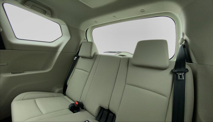 2018 Mahindra MARAZZO M8 7 STR, Diesel, Manual, 7,435 km, Third Seat Row ( optional )