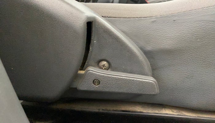 2013 Maruti Alto 800 LXI, Petrol, Manual, 65,269 km, Driver Side Adjustment Panel