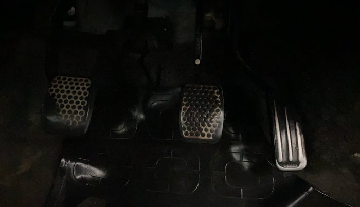 2013 Maruti Alto 800 LXI, Petrol, Manual, 65,269 km, Pedals