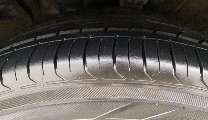 2017 Hyundai Creta 1.6 SX PLUS AUTO PETROL, Petrol, Automatic, 85,652 km, Left Front Tyre Tread
